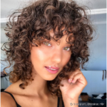 The layered cut for curly hair is the perfect option for revamping your look next season