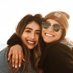Phrases for photo with friend: 50 amazing options to celebrate friendship!