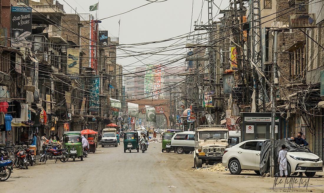 Which city of Pakistan is best for living?