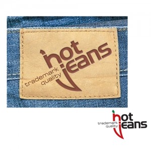 logo-hotjeans-WeDoLogos