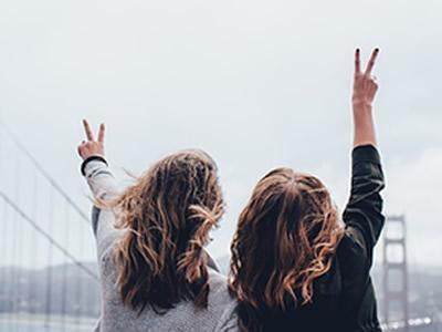 30 phrases of true friendship to send to best friends