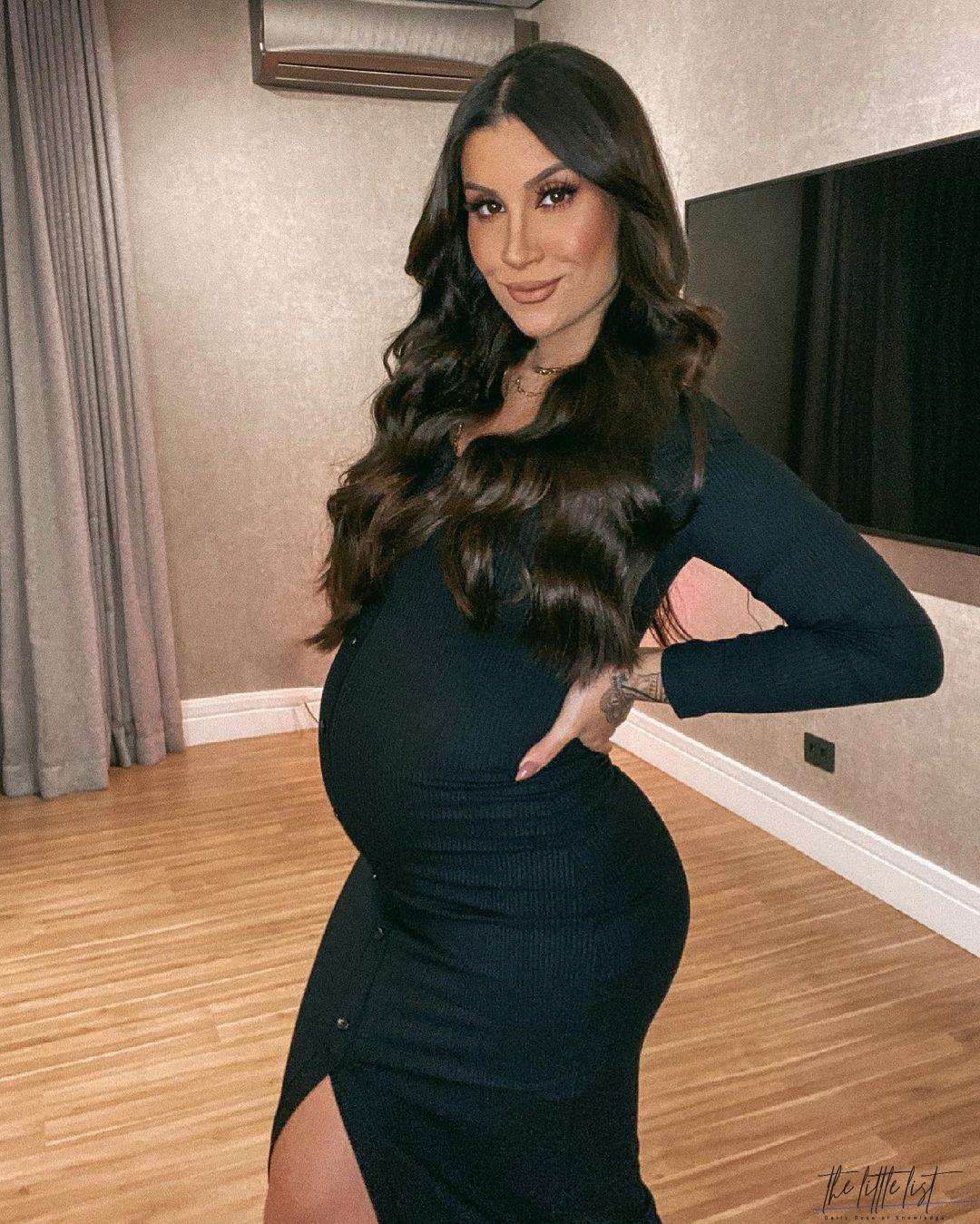 caption for pregnant photo on Instagram