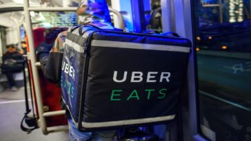 Do Uber Eats drivers get tips?