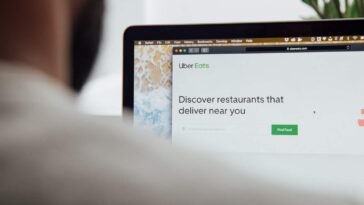 Does Grubhub or DoorDash pay more for drivers?