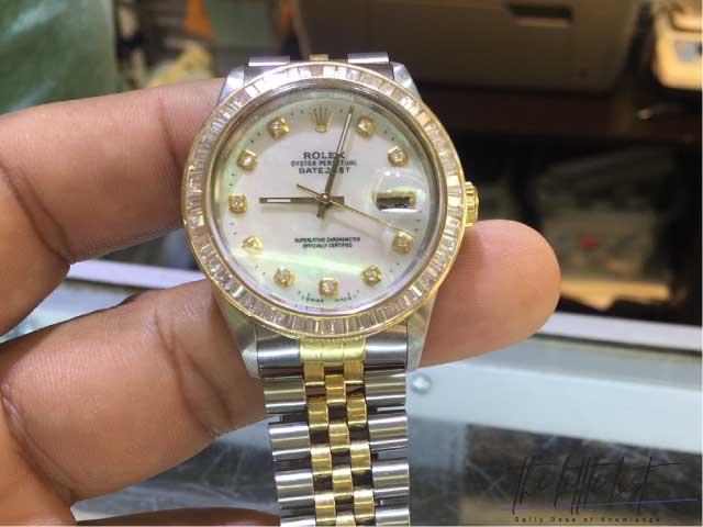 How much can you get for a watch at a pawn shop?