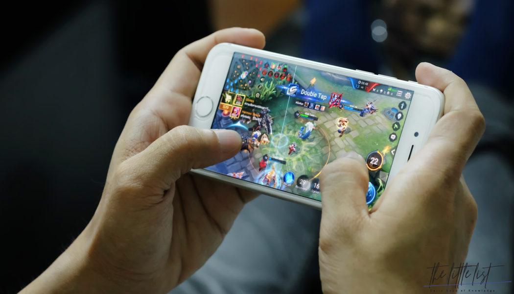 Is playing mobile games good?