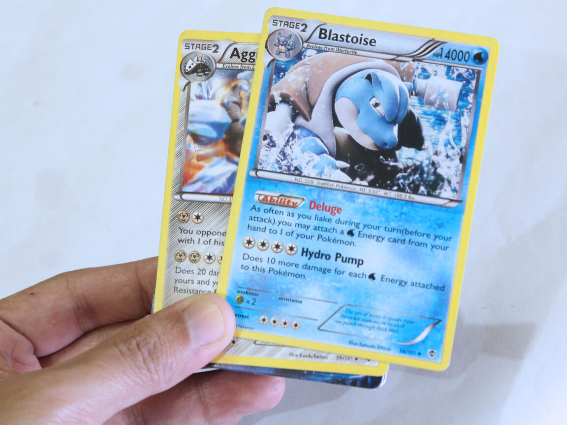 Why can't I trade some cards on Pokemon TCG Online?