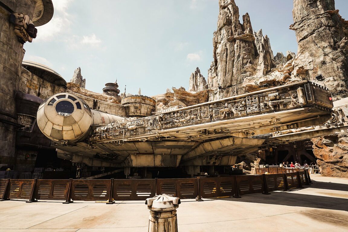 Can you spend a whole day in galaxy's edge?