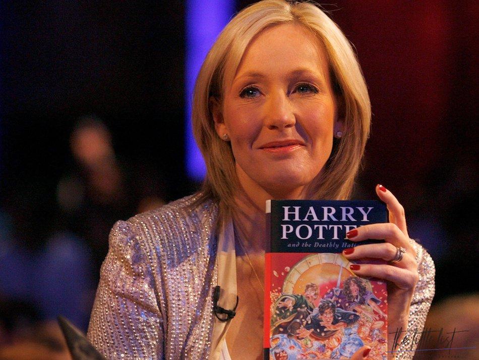 Does J.K. Rowling get money from Universal Studios?