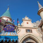How do you stay in Cinderella's castle 2022?